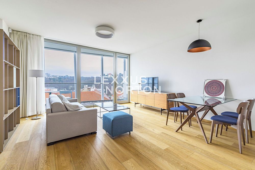 Pronájem bytu 2+kk 60 m²